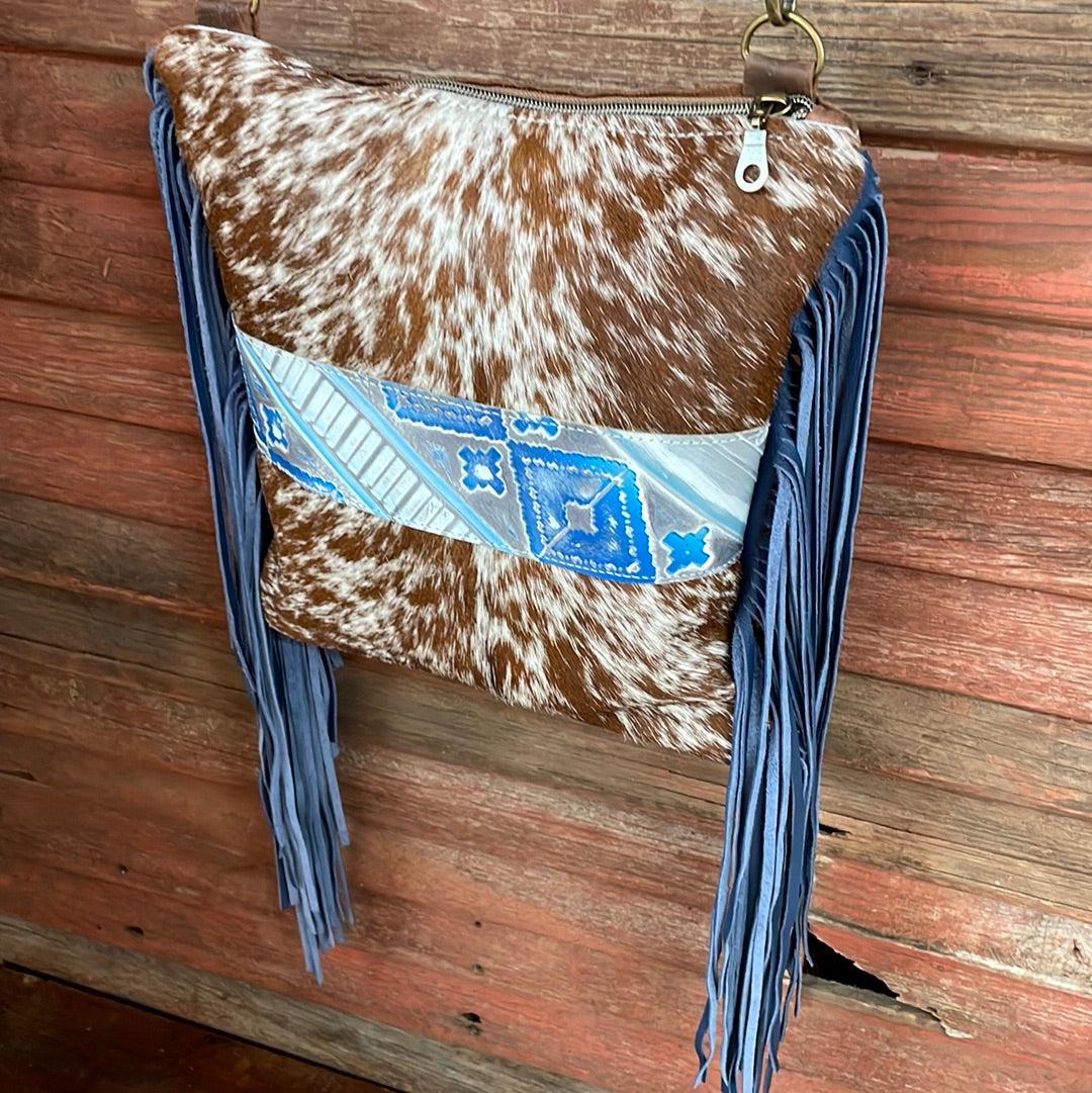 001 Shania - Longhorn w/ Rocky Mountain Navajo-Shania-Western-Cowhide-Bags-Handmade-Products-Gifts-Dancing Cactus Designs