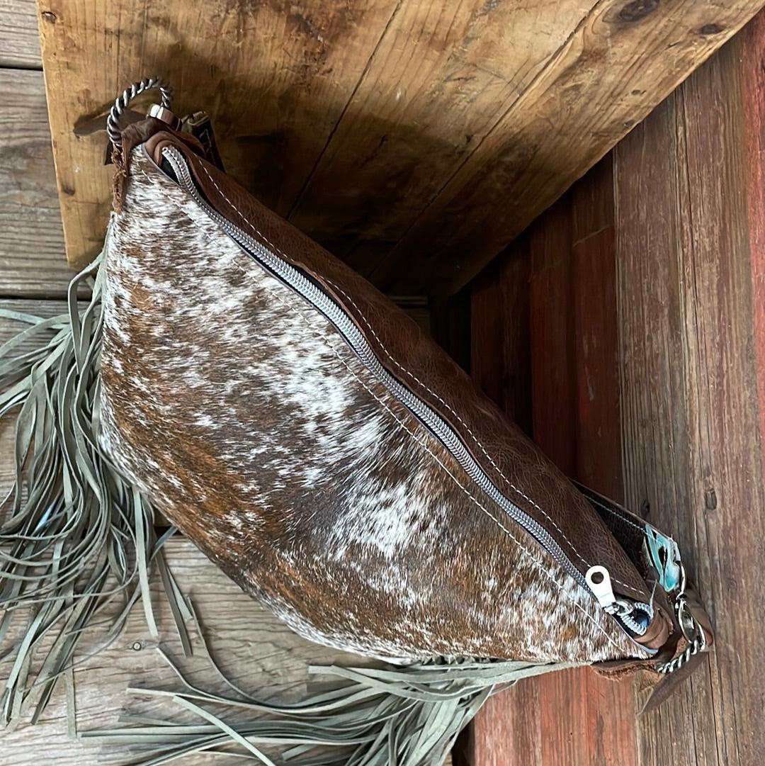 019 Wynonna - Longhorn w/ Blank Slate-Wynonna-Western-Cowhide-Bags-Handmade-Products-Gifts-Dancing Cactus Designs