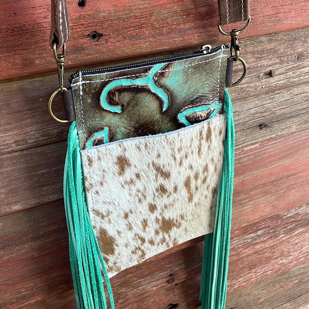 036 Carrie - Longhorn w/ Patina Brands-Carrie-Western-Cowhide-Bags-Handmade-Products-Gifts-Dancing Cactus Designs