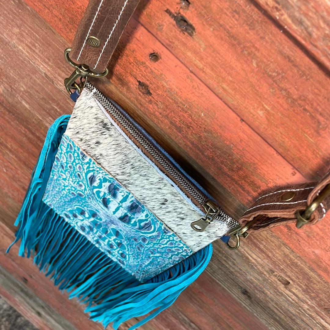 Carrie - Black & White w/ Glacier Park Croc-Carrie-Western-Cowhide-Bags-Handmade-Products-Gifts-Dancing Cactus Designs