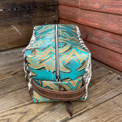 Dutton - Longhorn w/ Agave Laredo-Dutton-Western-Cowhide-Bags-Handmade-Products-Gifts-Dancing Cactus Designs